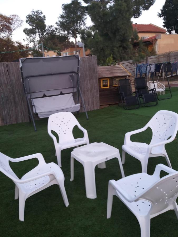 Akhva Accommodation Unit-אחווה יחידת אירוח Arad Exteriör bild